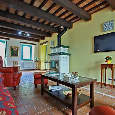 וילה Casale Vigneto *