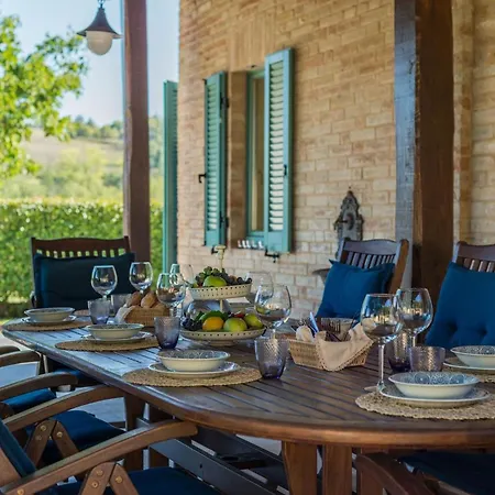 וילה Casale Vigneto