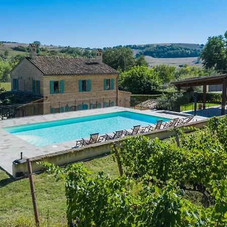 וילה Casale Vigneto